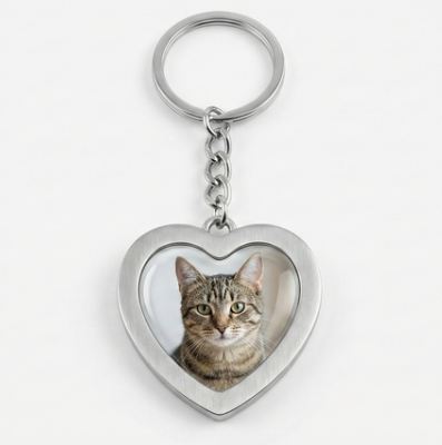 พวงกุญแจรูปหัวใจ สลักรูปแมว ของขวัญสุดพิเศษสำหรับทาสแมว